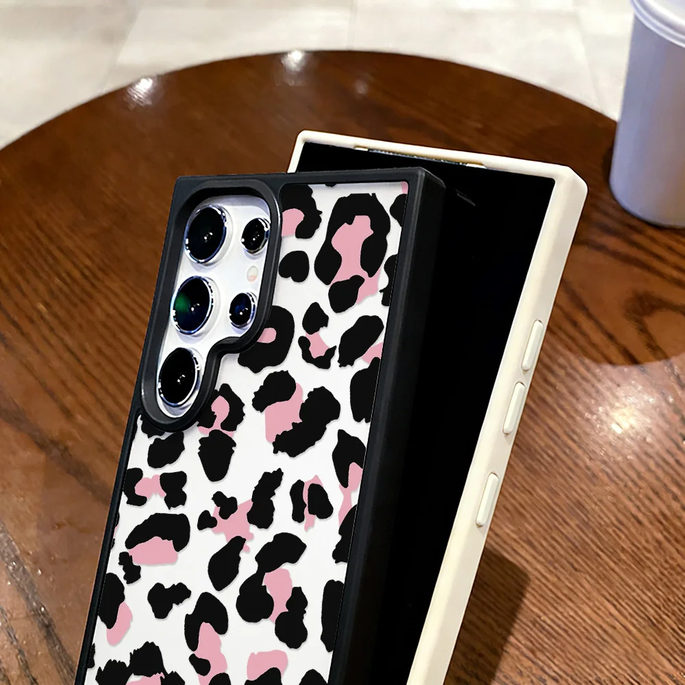 Leopard Print Phone Case For Samsung Galaxy S25 S26 Ultra S24 FE S23 Case A56 A16 A57 A37 A17 A36 A55 A26 A07 Wrist Strap Cover view 6
