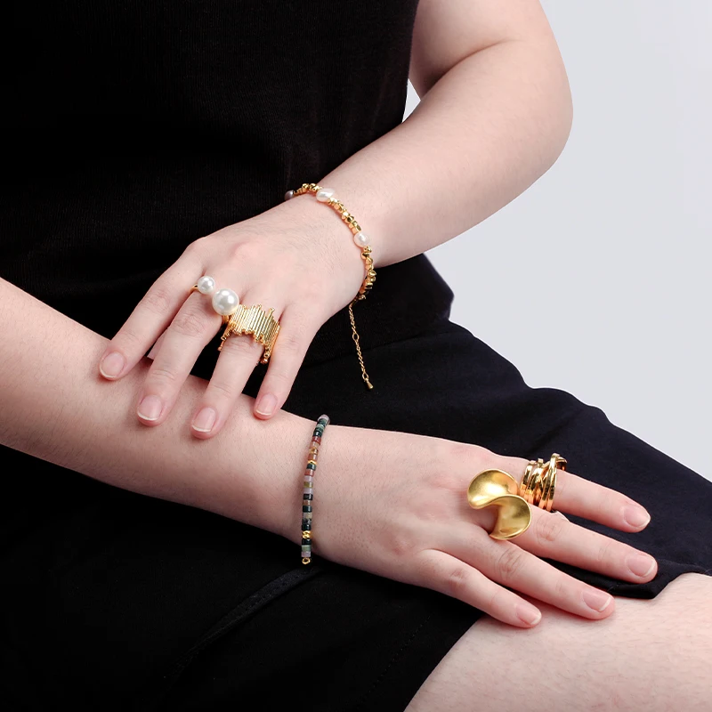 Anillos Mujer Entwined Curves Rings For Women Anti-Fading 18K Plated Gold Fashion High Street Part Jewelry Free Design Service