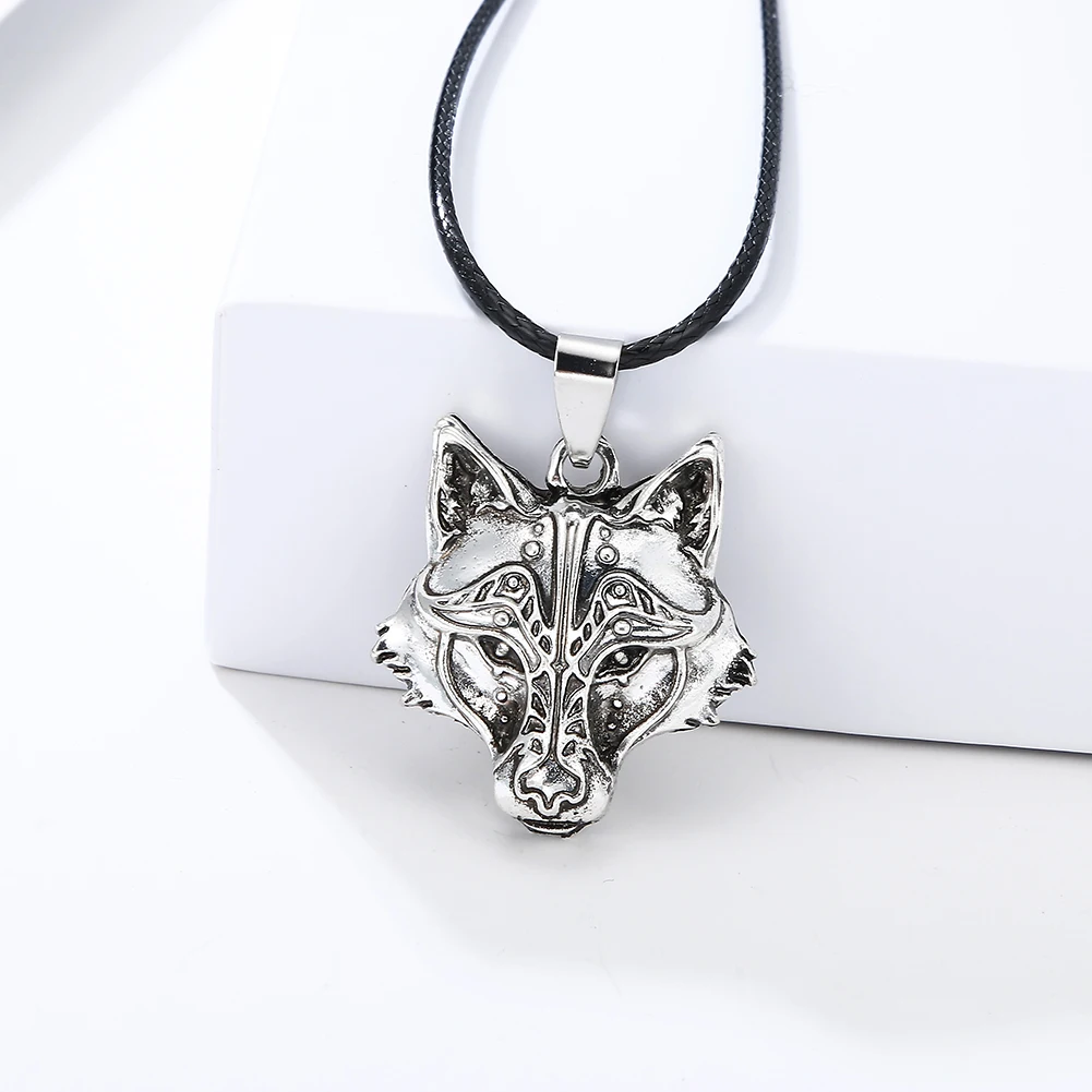 Norse i am wolf Viking Celtics Necklace For Men/Women Popular Totem Amulet With Card Jewelry Gifts Dropshipping Wholesale