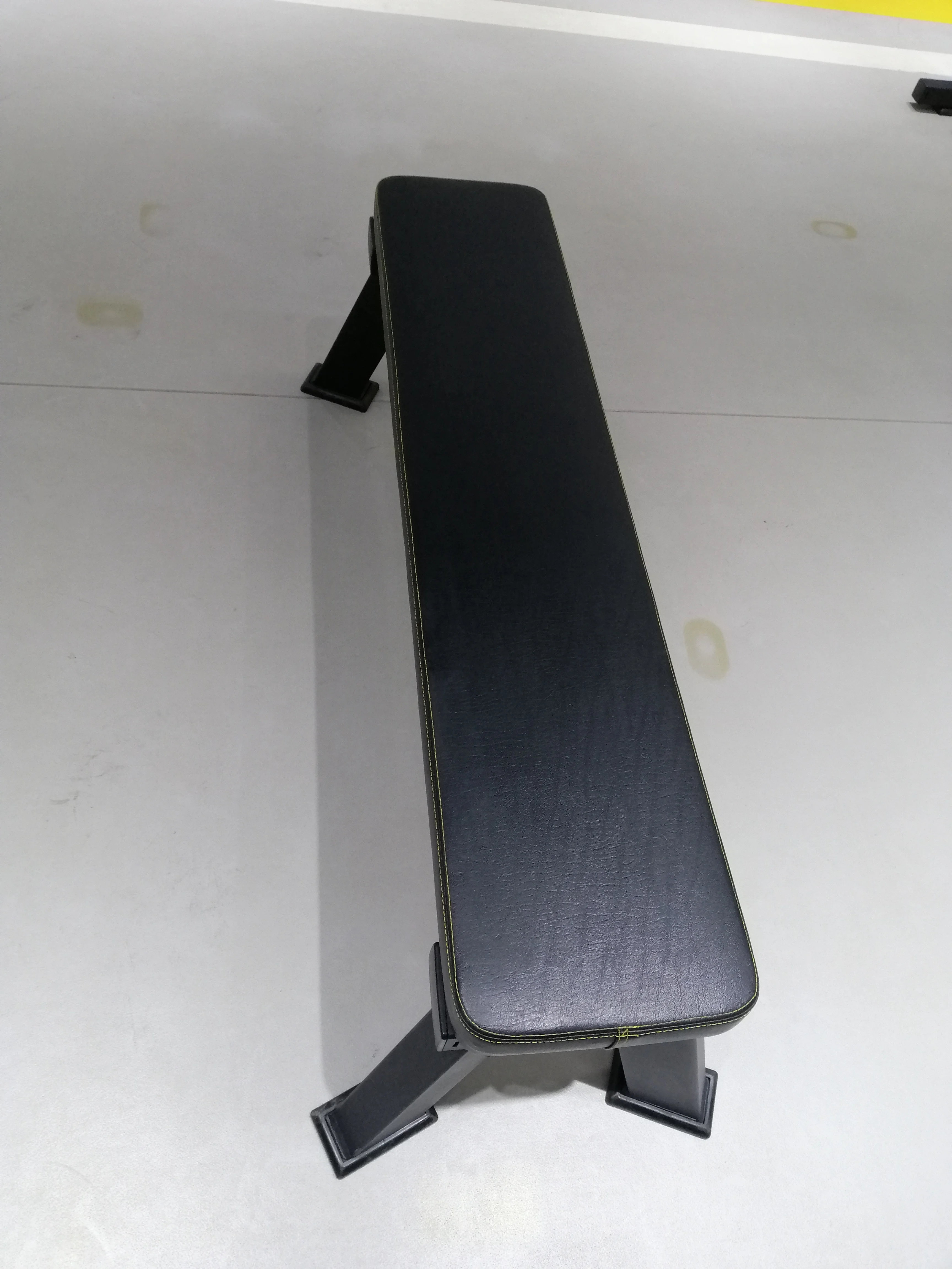 Banco plano duradero profesional HB28 del gimnasio del peso del equipo de la aptitud de la fuerza