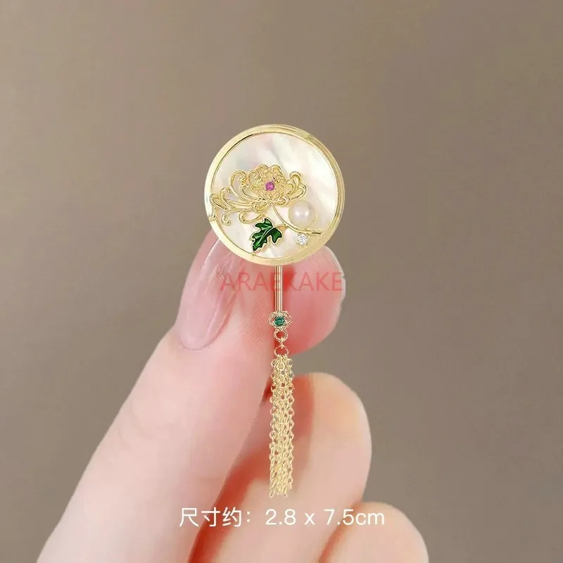 Spilla in stile cinese prugna, orchidea, bambù e crisantemo squisito cheongsam retrò, accessori per nappe con fiori sul petto