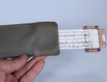Old-fashioned Feiyu Brand Logarithmic Slide Rule 1960s 70s Decorative Calculator