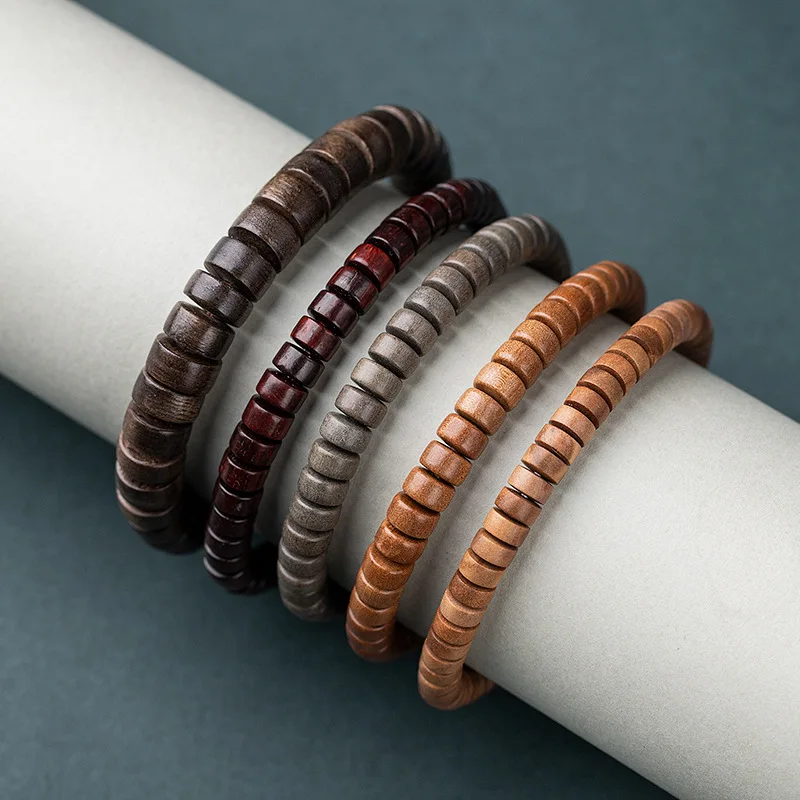 

Natural Old Mountain Round Medicine Tablet Small Leaf Red Sandalwood Bracelet