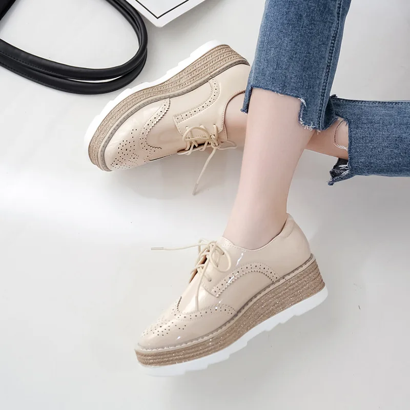

Fashion Brogue Shoes Woman Oxfords Wedges Platform Loafers Shallow Heightening Shoes Lace Up Round toe Pump Zapatos De Mujer
