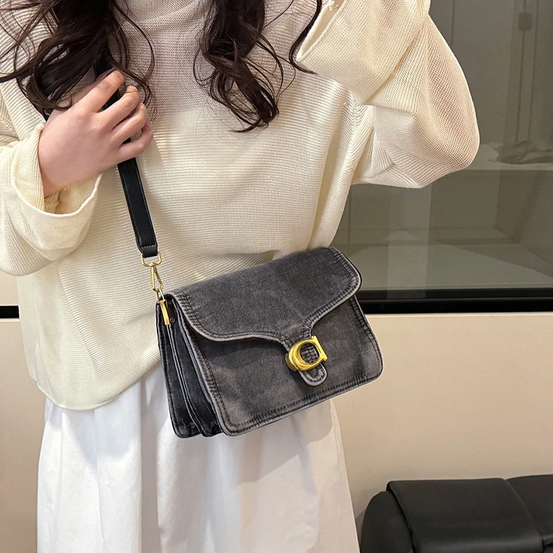 

Роскошная повседневная большая сумка для покупок однотонного цвета с модным дизайном, большим логотипом и повседневным удобством