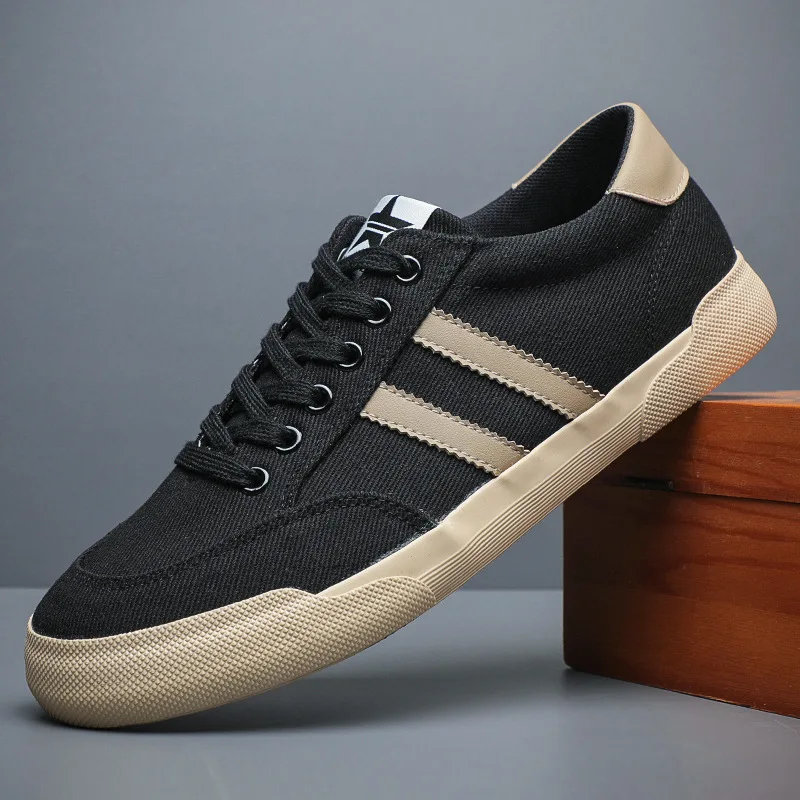 2026Fashion Red Men\'s Canvas Sneakers Original Low Cut Skateboarding Shoes Men Comfortable Non-slip Vulcanized Shoes For Men