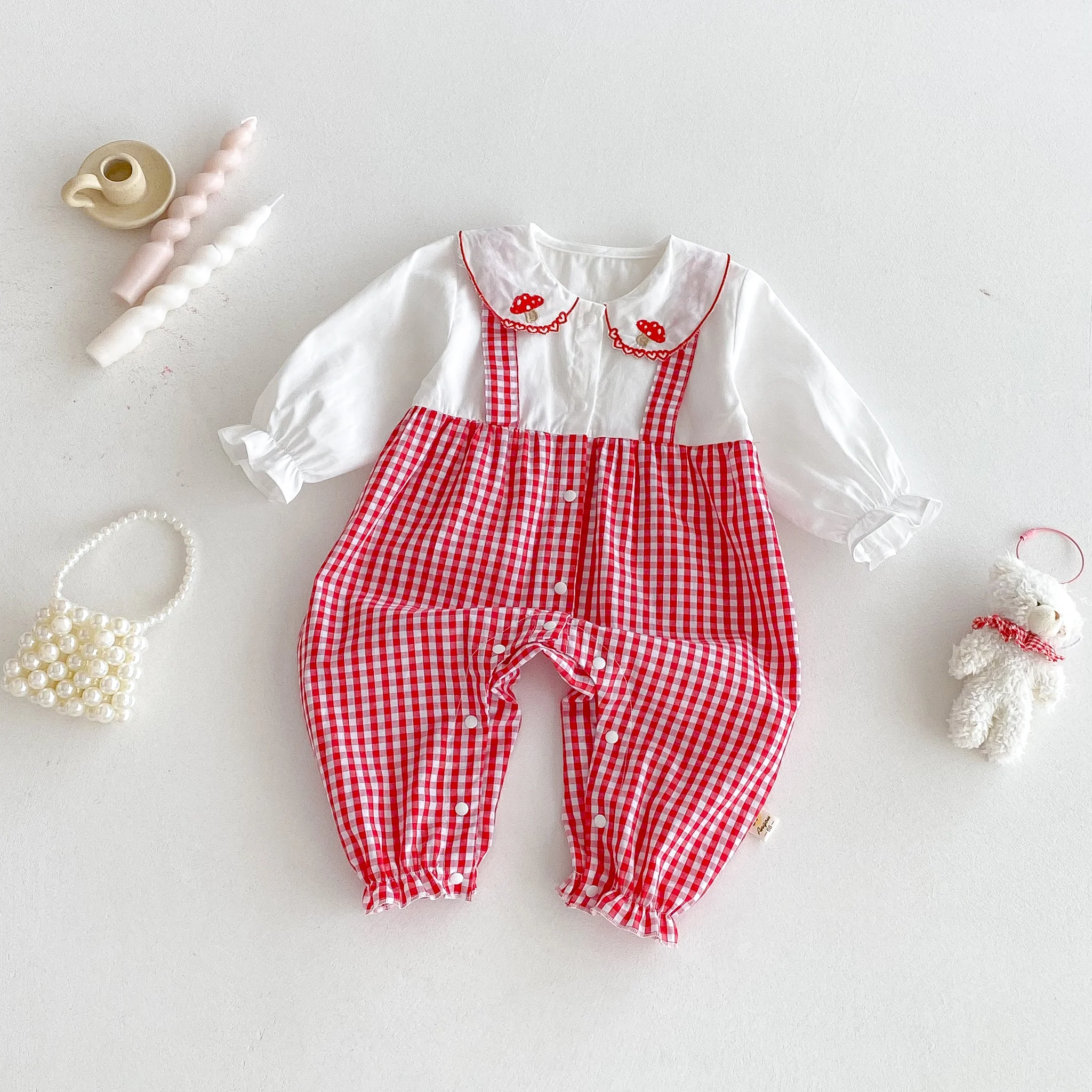 

Autumn one-piece suit for infants and toddlers, cute mushroom-shaped checkered coat for babies and newborns, long-sleeved crawli
