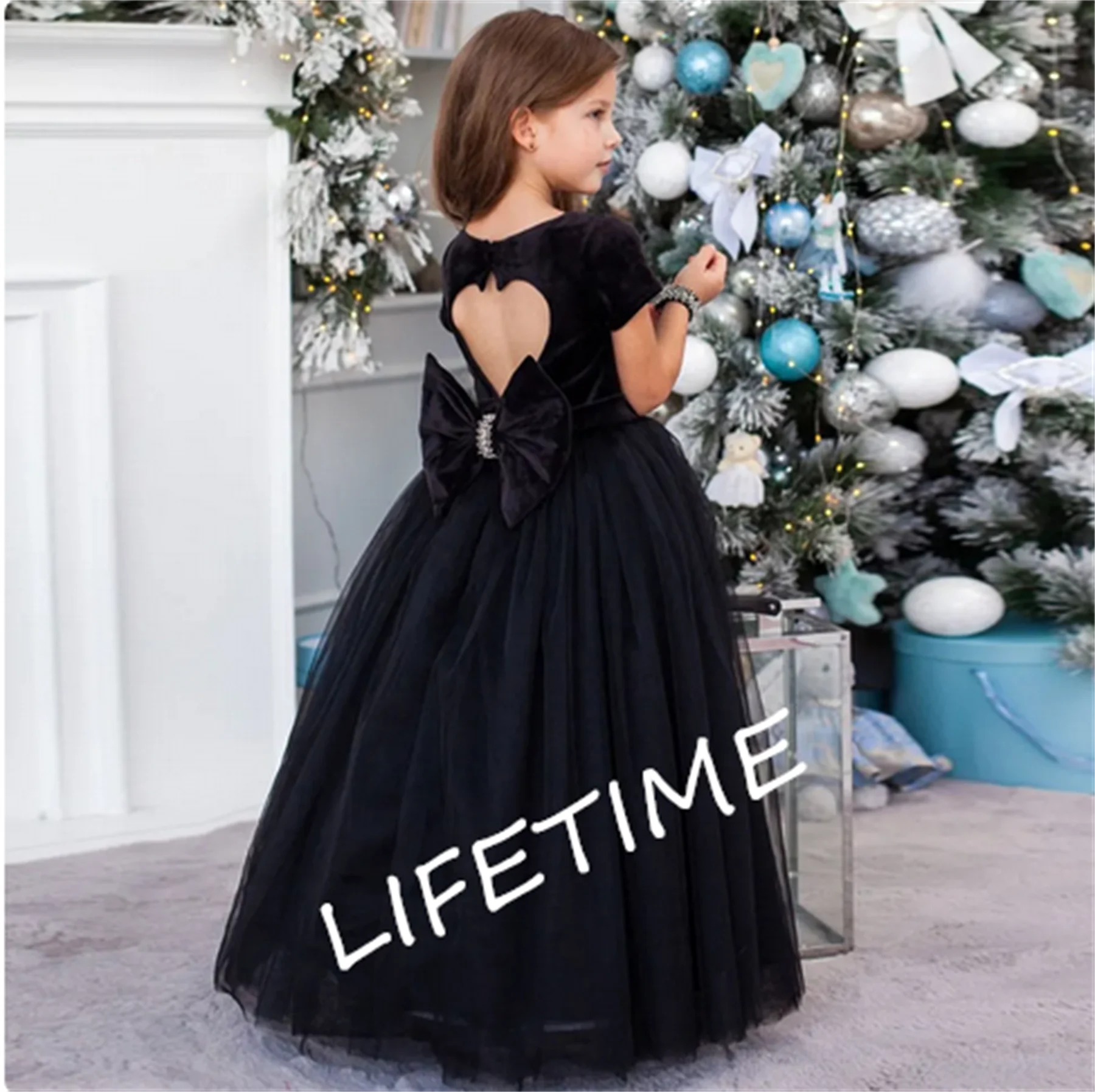 Black Flower Girl Dresses for Weddings A-Line O Neck Floor Length Short Sleeve First Communion Gown Tulle With Bow Beading