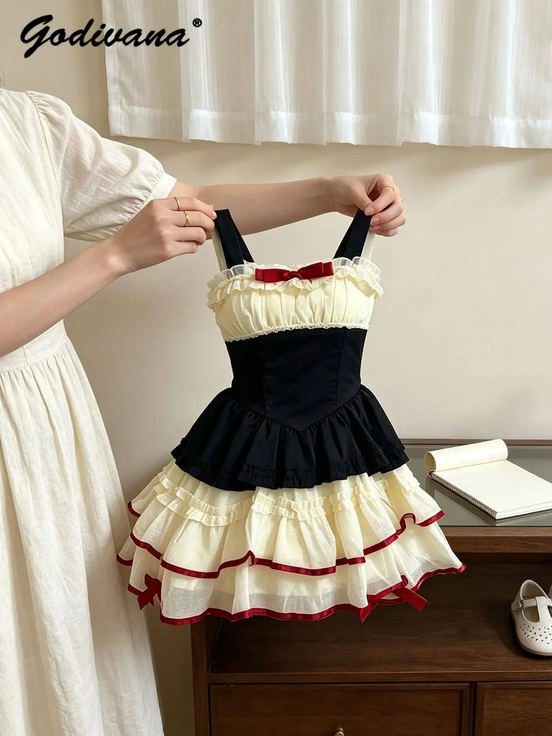 French Fashion Baby Girl 2026 Summer New Sweet and Cute Color Matching Lace Casual Suspender Skirt Childrens Cake Princess Dress