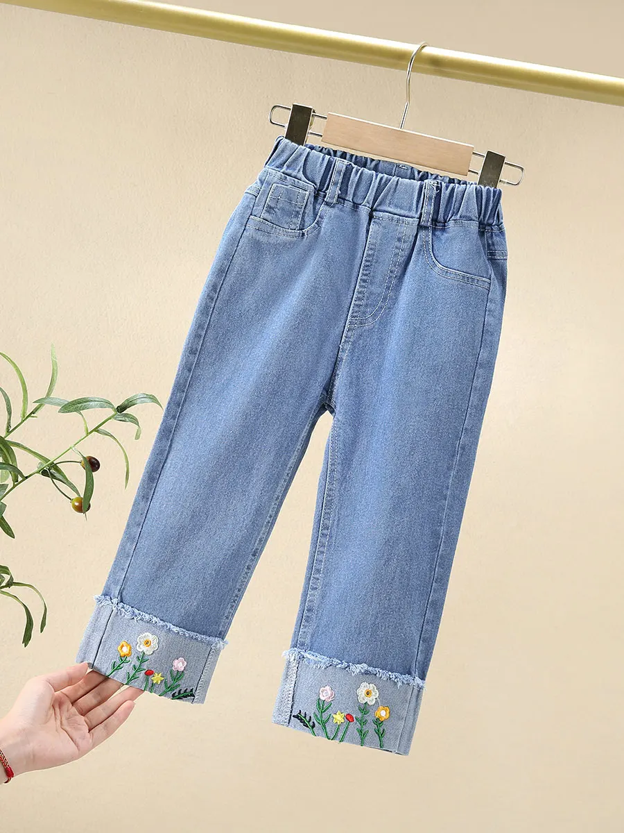 Girls' Jeans Autumn Fashion Flower Embroidered Denim Trousers 2024 New Children's Elastic Waist Curled Edge Straight Jeans