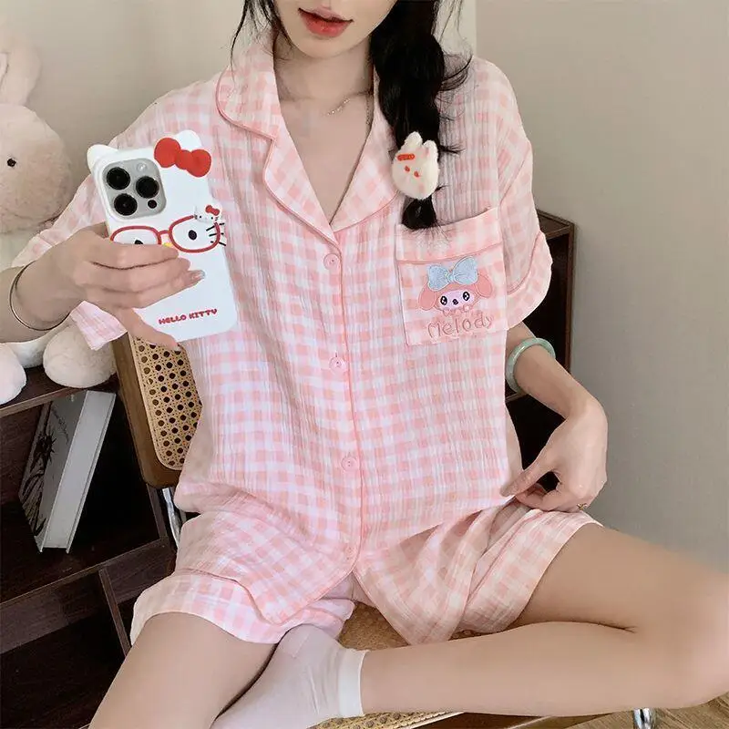 

Новый летний женский пижамный комплект с мультяшным принтом: шорты и футболка с коротким рукавом, в стиле Ins, домашняя одежда, мягкий комплект из двух предметов для студенток