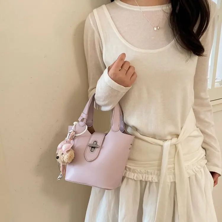 

Vintage Distressed Leather Bag Classic Retro Crossbody Purse Soft Shoulder Handbag for Casual Daily Outfits