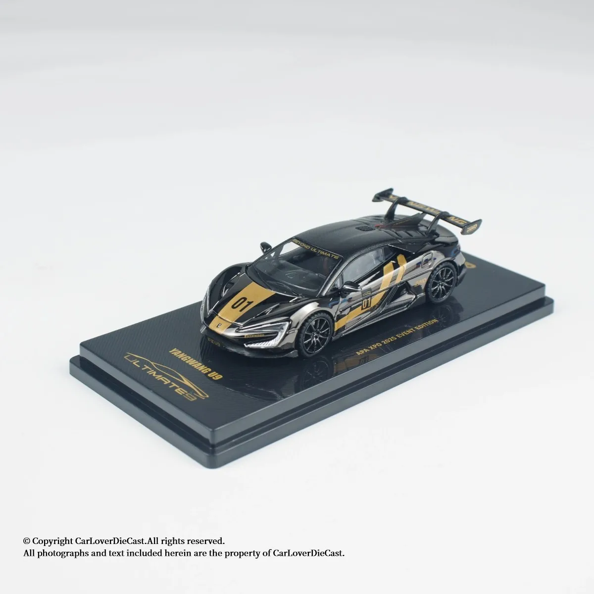 INNO 1/64 Yangwang U9 2025 Edycja Limitowana na Wystawę Model Samochodu Samochody do Ekspozycji w Pomieszczeniach Model Symulacyjny Kolekcjonerski Samochód Zabawki dla Chłopców Prezent