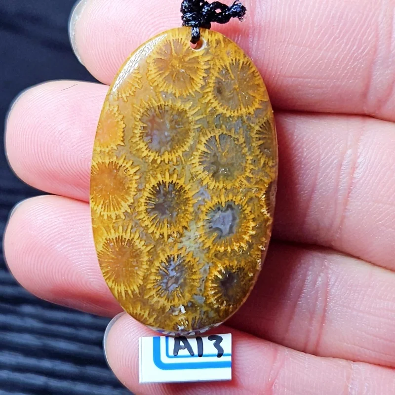 Natural Sunflower Chrysanthemum Stone Necklace Energy Crystal Stones Reiki Healing Witchcraft Supplies Christmas Tree Home Decor