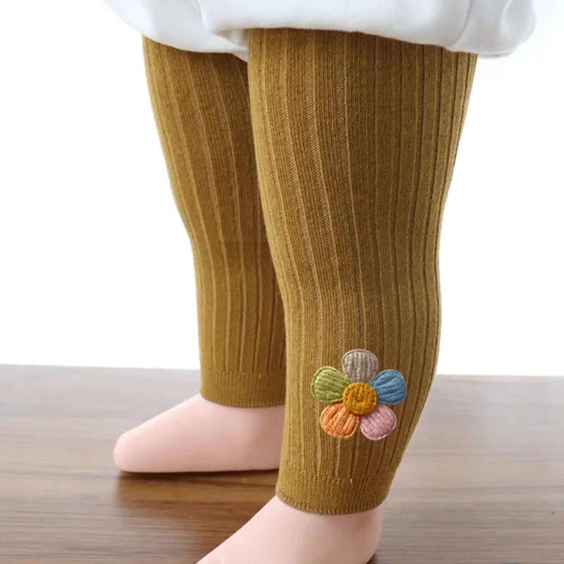 1 set of baby girls pit strip nine point pantyhose spring and autumn new cotton comfort breathable solid color casual baby nine