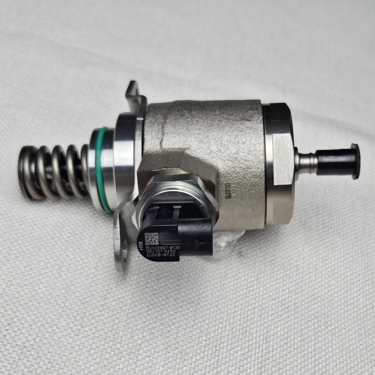 แรงดันสูงปั๊มสําหรับVW GTI Jeta A4 Q5 TT 2.0T 06J127025K 06J127025L 06J127025M 06J127025Q