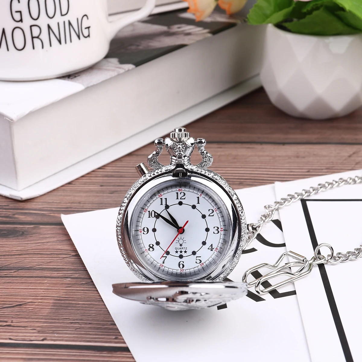 

Vintage Pocket Watch for Men Women Silver Clothes Decorative Watches Durable Materials Simple Design Exquisite Detail Easy Time