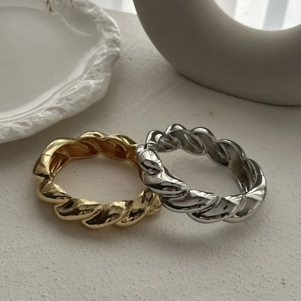 

Vintage Punk Hip Hop Bracelets Water Drop Hollow Round Geometric Spring Bangles Gold Silver Metal Alloy Cuff Wide Bangles