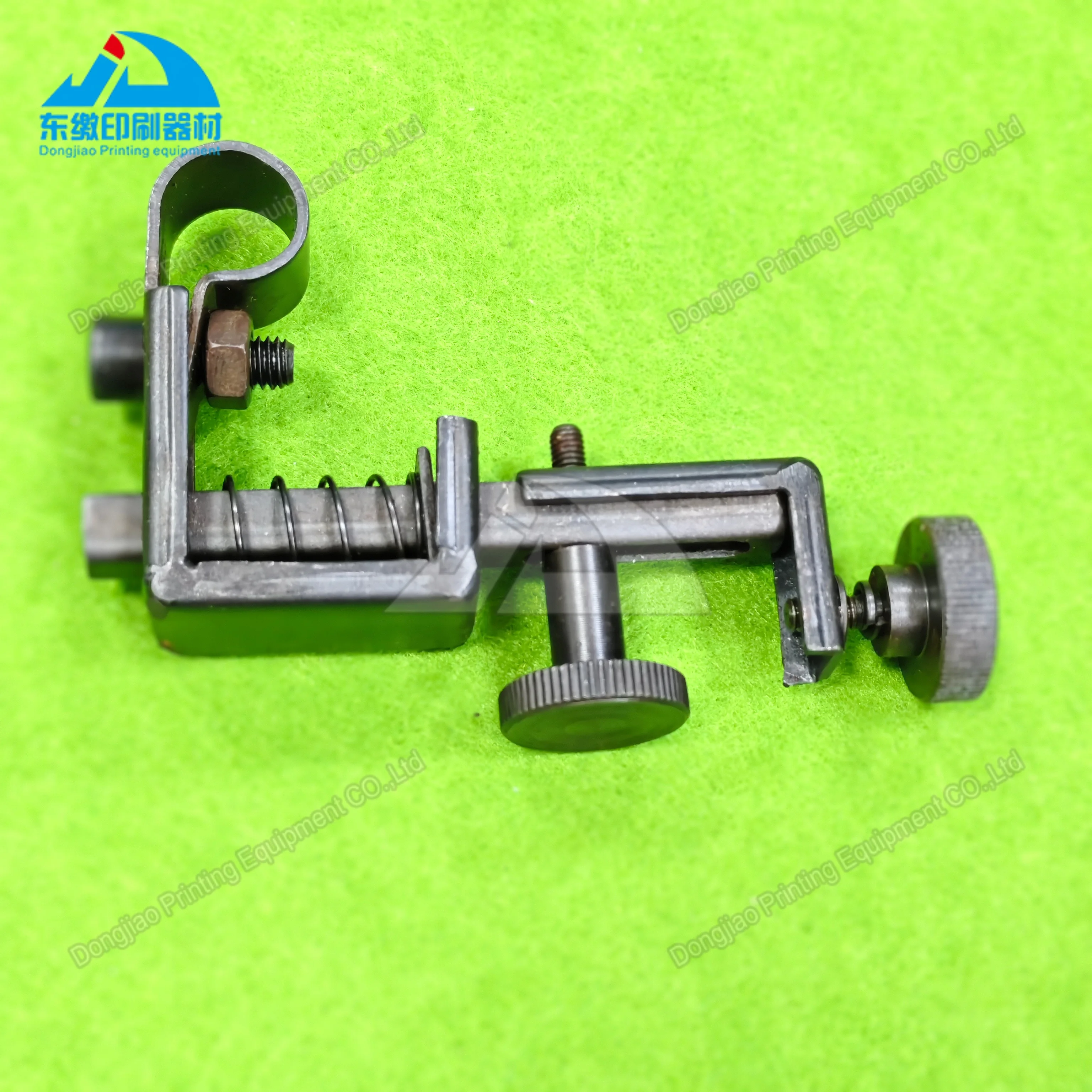 suporte-de-escova-66028105f-para-maquinas-heidelberg-pecas-de-reposicao-para-maquinas-suporte-de-escova-66028105f