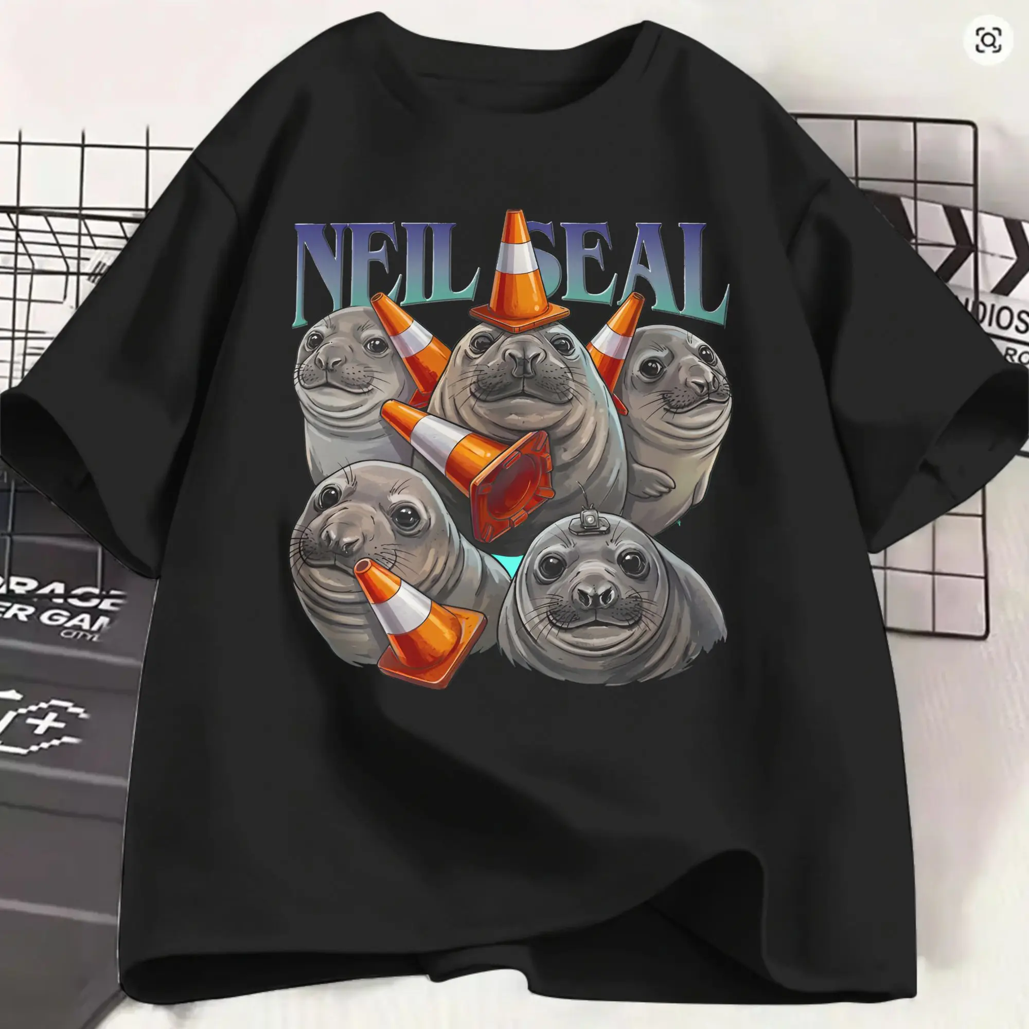 Neil the Seal  Pure Cotton T-Shirt For Men's Beach  Vintage T-Shirts O-Neck Harajuku Tee Shirt Plus Size Dropshipping Tops