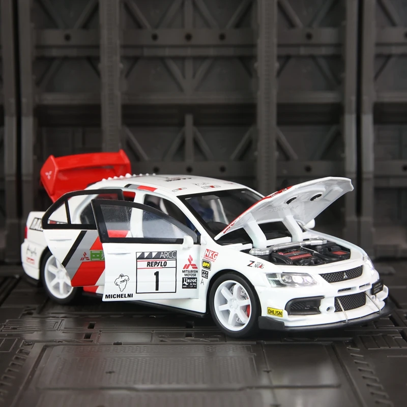 1: 32 Mitsubishi EVO 9 modelo de carro de corrida em liga coleção de ornamentos, portas e capô do motor, porta-malas pode abrir carro de brinquedo