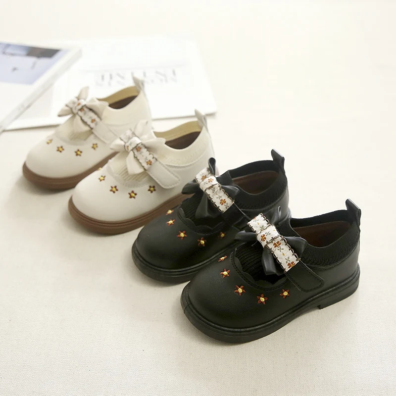 Girls Floral Flats Sweet Princess Kids Leather Shoes Round Toes Versatile 2025 Autumn New Children Casual Shoes Non-slip Trendy