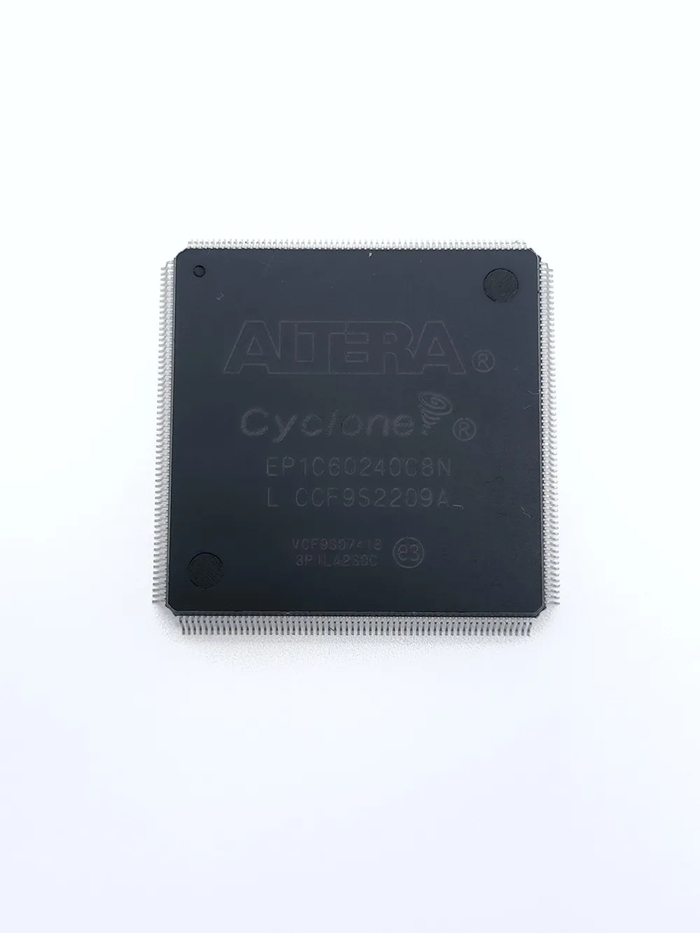 EP1C6Q240C8N Programable integrado