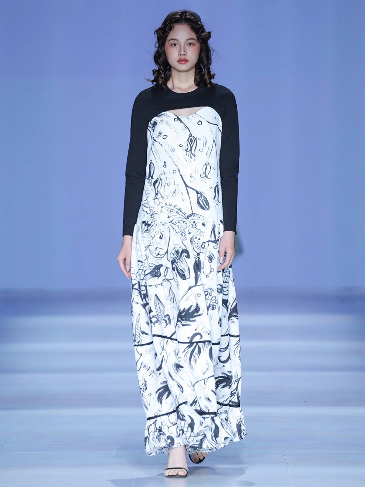 

Xunruo EabethAnisimow Collaborative Early Spring Two-Piece Set Water-Mark Floral Print Dr Soft Polyester Blend Slim Fit