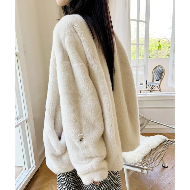 Mink Fur Coat Women Winter Luxury V-Neck Large Pocket High Grade Real Fur Veste Femme Warm Bishop Sleeve saBle Coat Streetwear