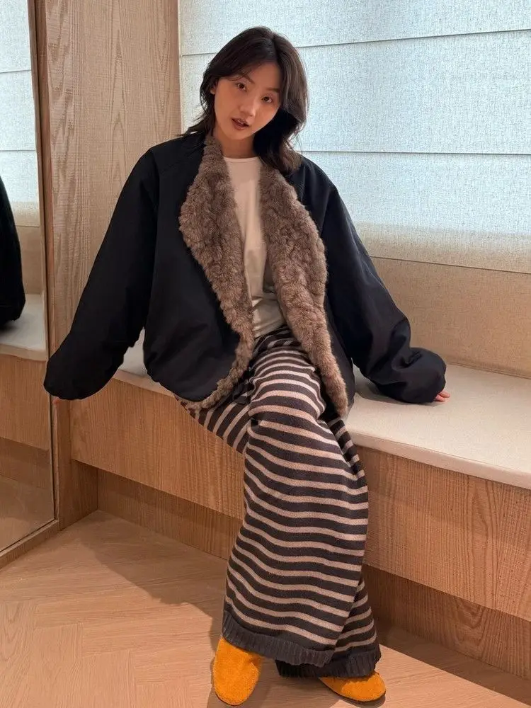 Fausse fourrure pour manteau manteaux femmes strass mi longue à l'extérieur fille Style chinois haut de gamme Chic rouge cordon poilu veste complète