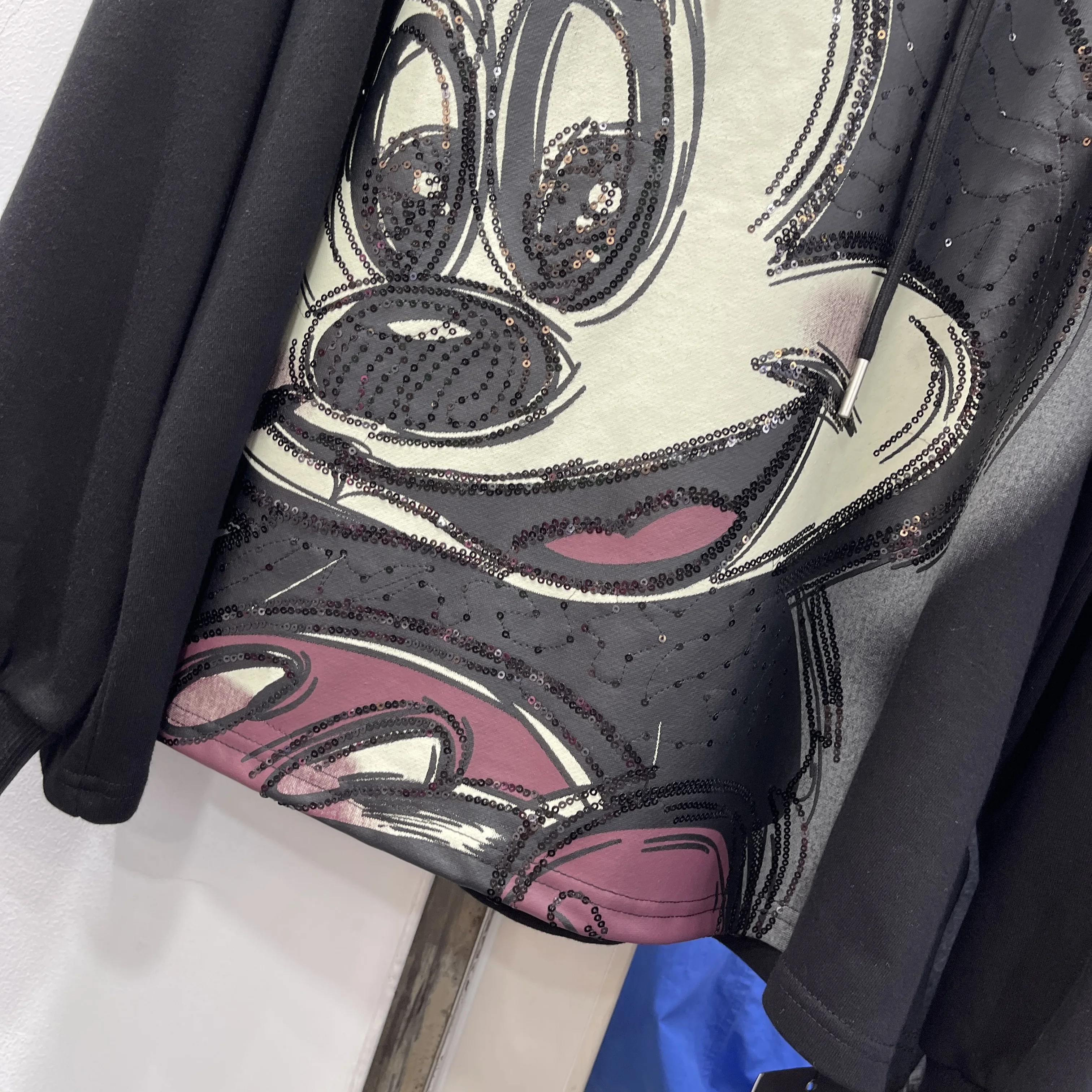 Trendy Printed Sequin Long Sleeve Loose Hooded Tops Fashion Cartoon Sweatshirt Black Pullover Sweatshirt Hoodie Oversized Hoodie