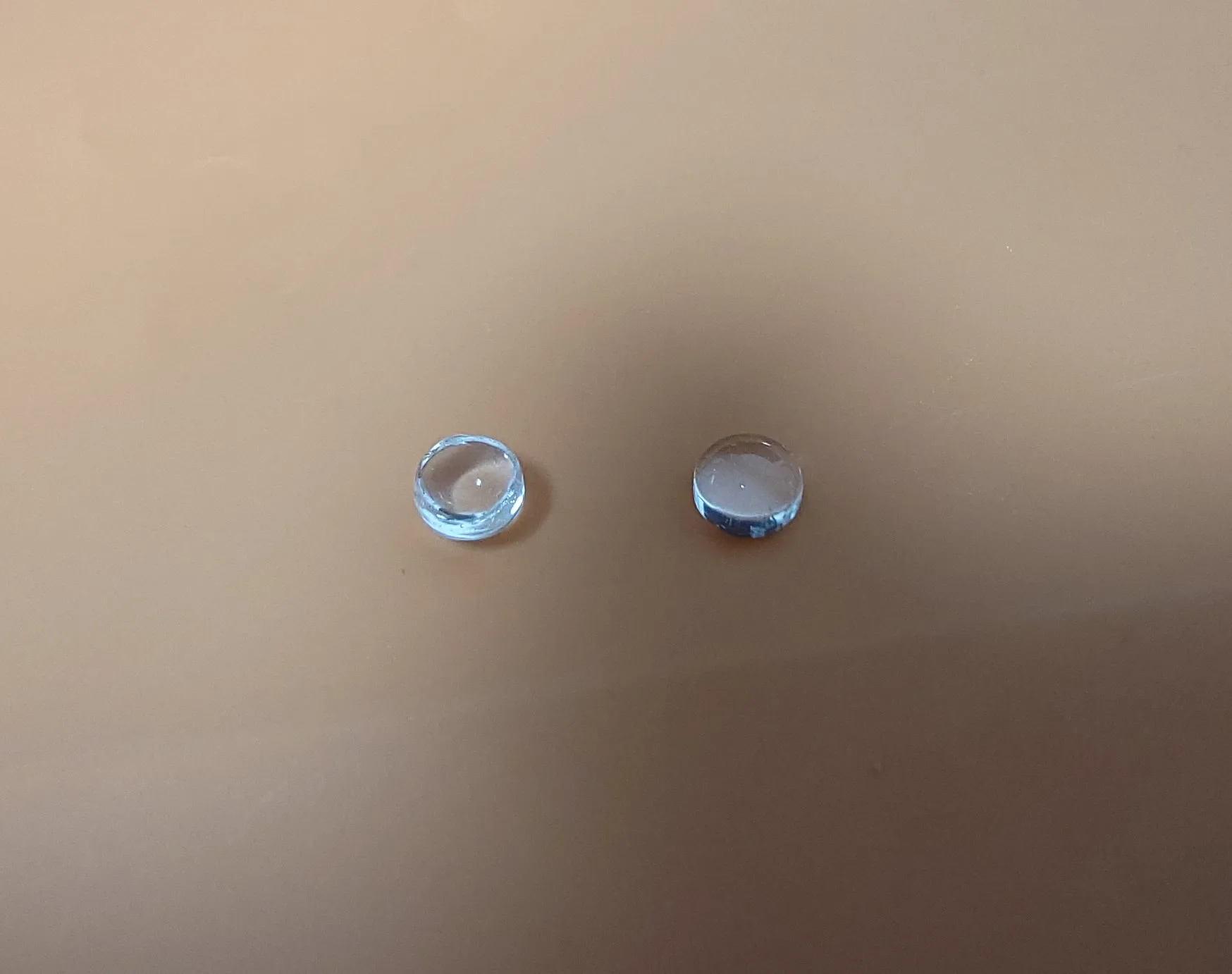 เลนส์กระจกออพติคอลไม่มีขอบเส้นผ่านศูนย์กลาง4มม. ถึง19.3มม. เลนส์เลนส์นูนแบนโฟกัสที่ปรับได้เลนส์เลนส์นูน LED