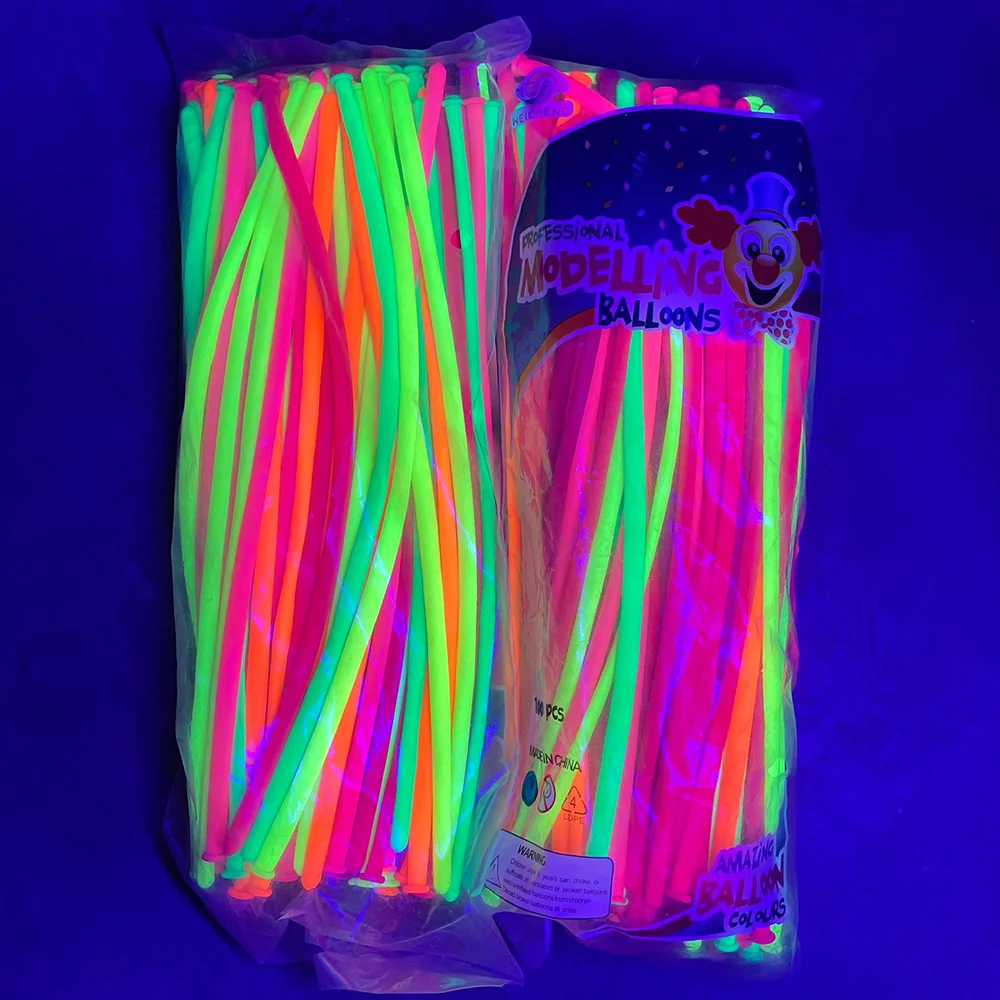 

30pcs Black Light Reactive Neon Long Balloons Glow In The Dark Tying Balloons in Assorted Colors Luminous Animal Ballons