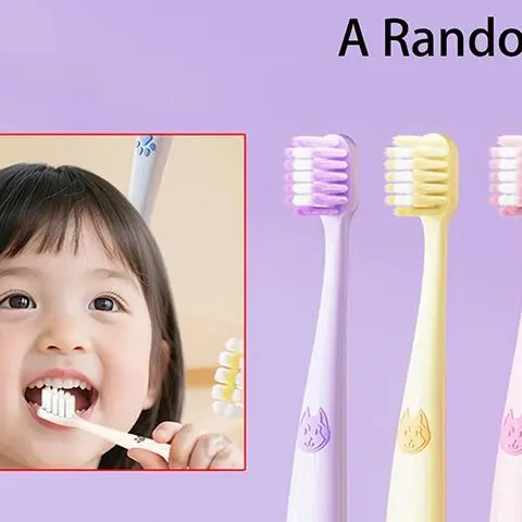 

Dog Paw Shape Children's Toothbrush Soft Bristle Teeth Whitening Brushes For 2-12 Years Old Kids Toothbrushes Dental Oral Care