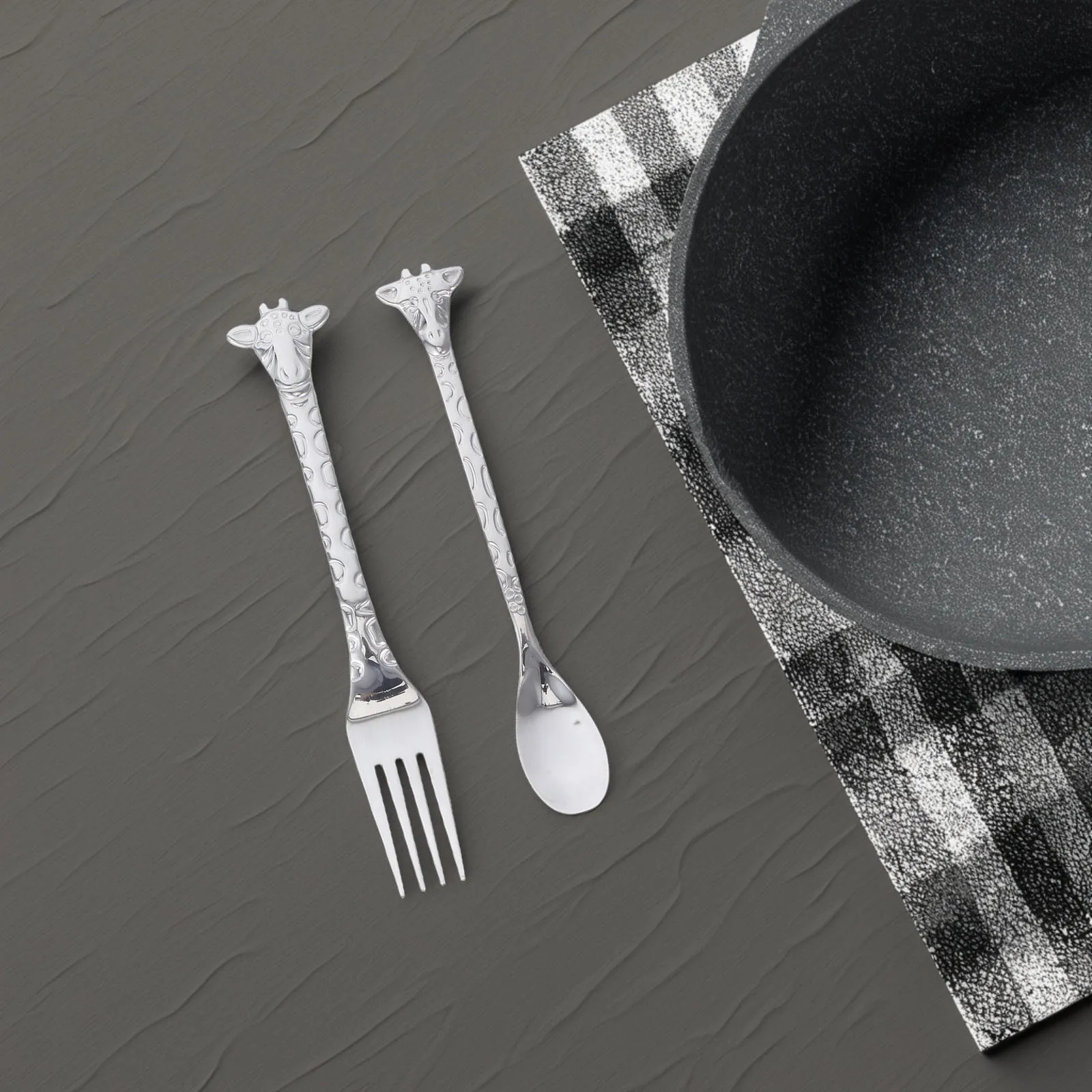 

2pcs Stainless Steel Spoon Fork Set Polished Mirror Finish Quality Cartoon Handle Non Slip Grip Modern