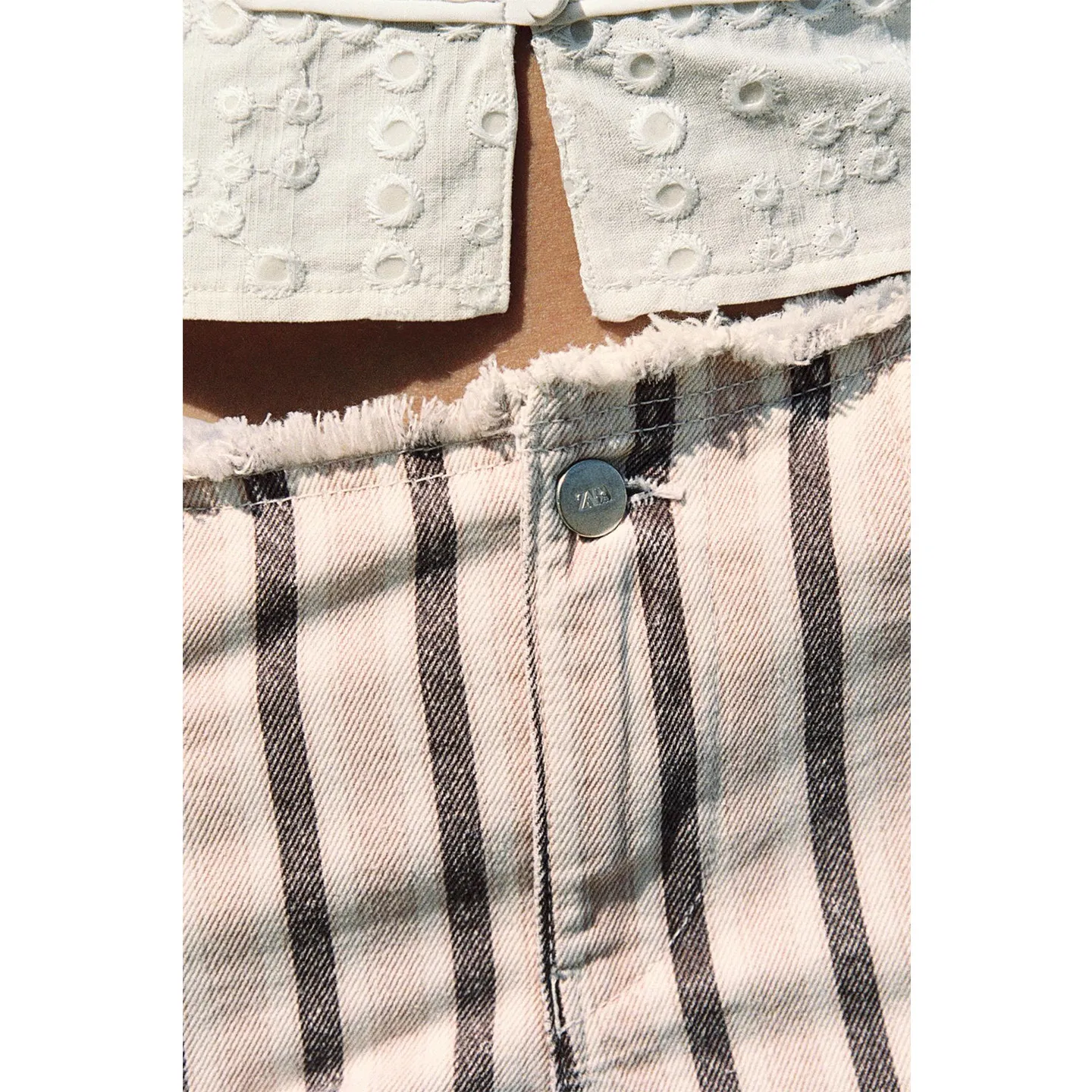 Shorts in denim a vita bassa c - Shorts Denim Frayed recensione e prezzo