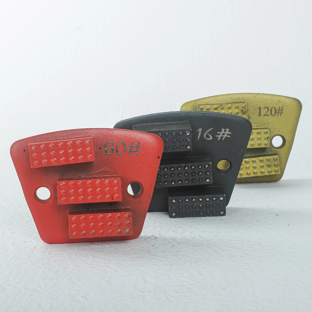 Pad Penggiling Lantai Beton 3-Segmen, Cakram Poles Berlian untuk Penghapusan Lapisan Epoksi yang Efisien & Persiapan Permukaan