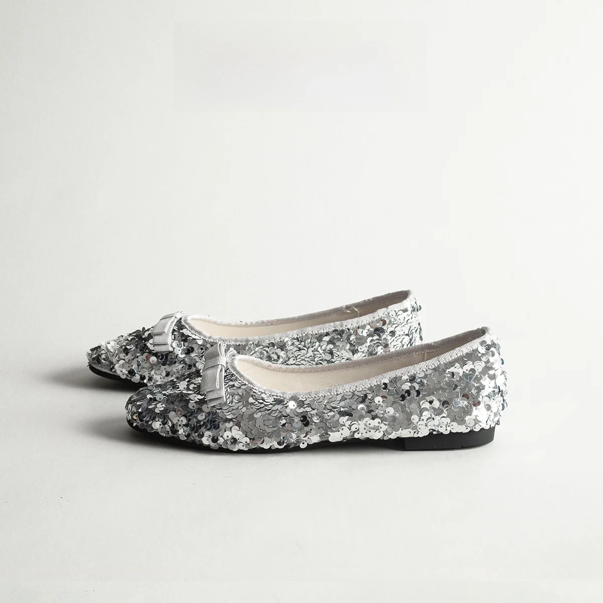 ballerines-mary-jane-retro-brillantes-a-sequins-et-nœuds-pour-femme-–-chaussures-plates-polyvalentes-a-bout-bas-style-mode-collection-printemps