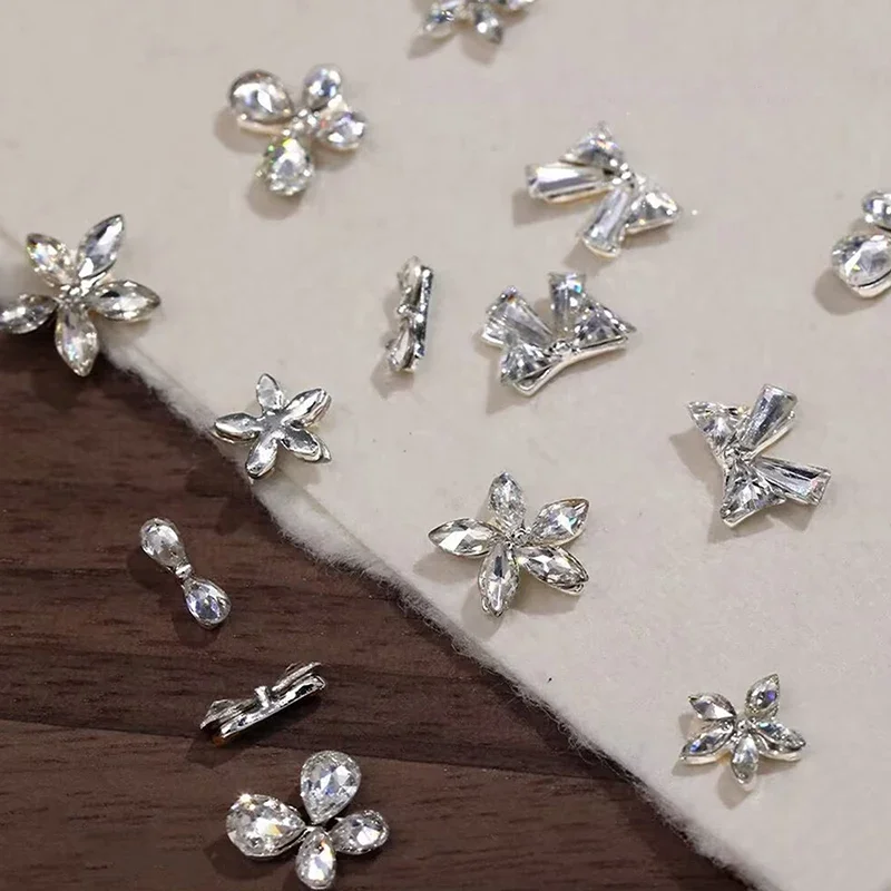 10Pcs Shiny Zircon Nail Art Rhinestones Charms Bowknot Flower Nails Gemstones Flatback Nail Art Craft Diamonds Diy Decoration