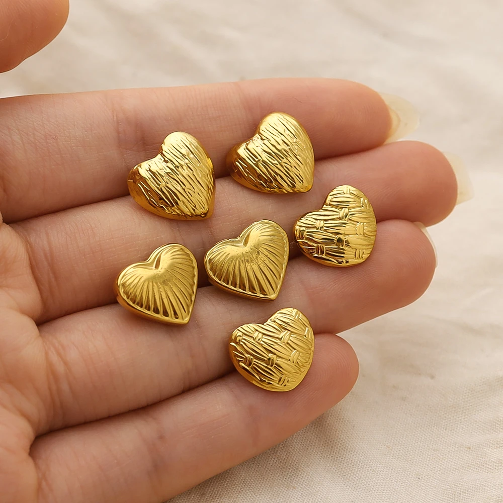 WILD & FREE 18K Gold Plated Stainless Steel Heart Small Stud Earrings for Women Chic Vintage Exquisite Tarnish Free Jewelry