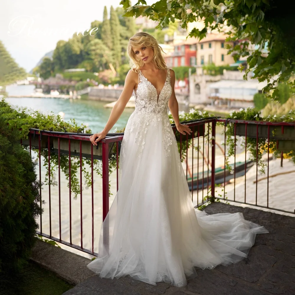 

Elegant Appliques Lace A-Line Wedding Dress Sleeveless Open Back V-Neck Pleat Tulle Spaghetti Straps Vestido De Novia Customized