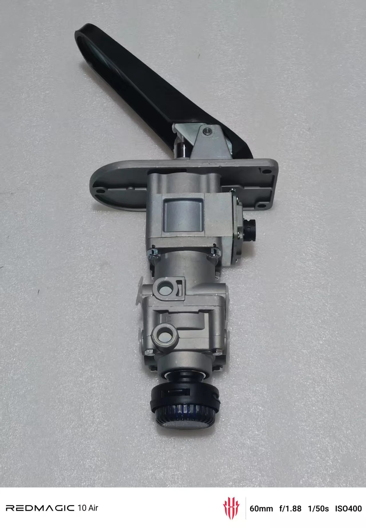 Electric Brake Master Cylinder 35VIE-14020 For King Long Yutong Bus & New Energy Bus