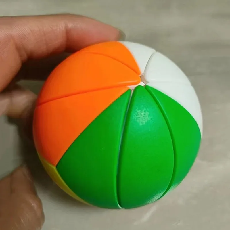 YJ Ye et Ball Cubo sem adesivos Estranho Torção Quebra-cabeça Bola Ivy Ball Cubos exclusivos para crianças e adultos 6,6 cm / 2,6 polegadas