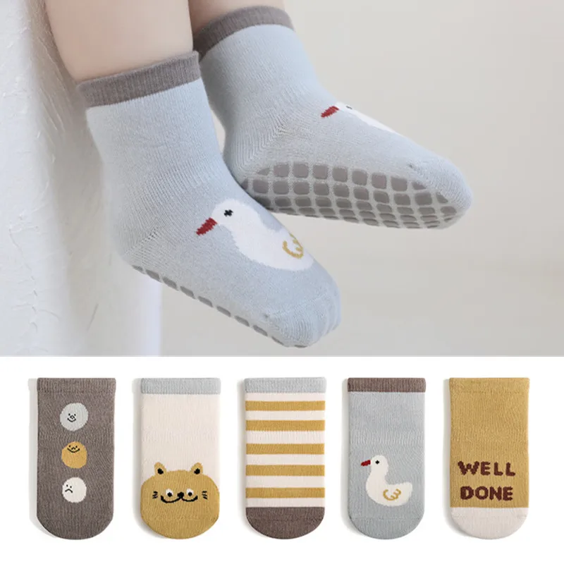 

5 Pairs Spring/Autumn Newborn Baby Girls and Boys Anti-Slip Socks Toddler Cute Cartoon Floor Walking Socks Wearing Accessories