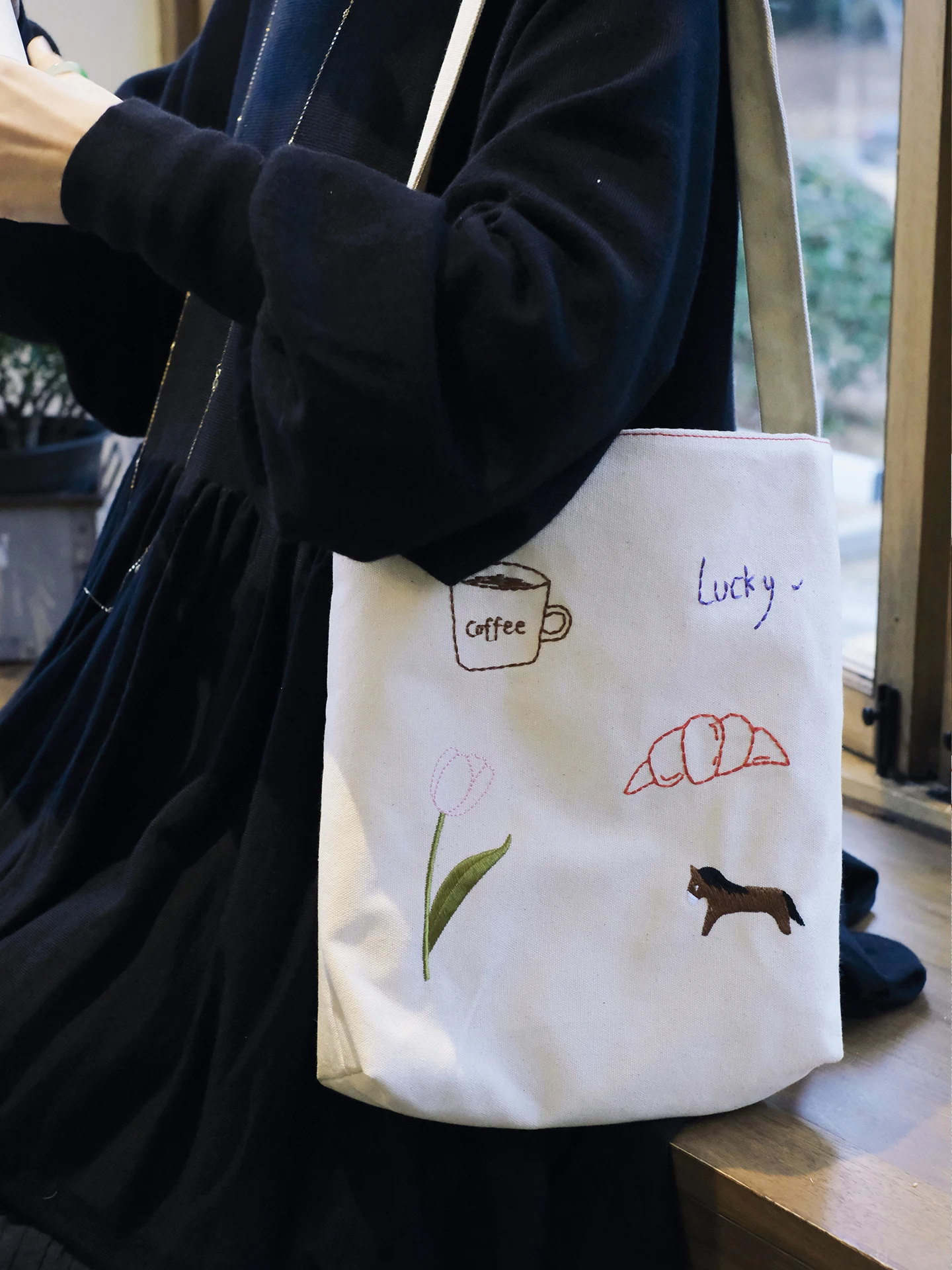 Elegant Embroidered Canvas Shoulder Bag for Women Portable Artistic Trendy Korean Style  Year Limited Gift