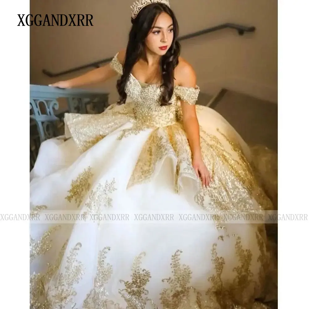 Aangepaste glanzende gouden quinceanera jurk baljurk kant applique kralen ruches sweet 16-jurk vestidos de xv anos trouwjurk