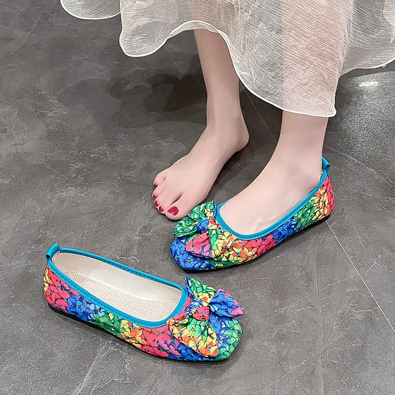 Women's Fashion Large Size Single Shoes Autumn New Round Head Shallow Mouth Butterfly Knot Soft Sole Non-slip Flat Shoes