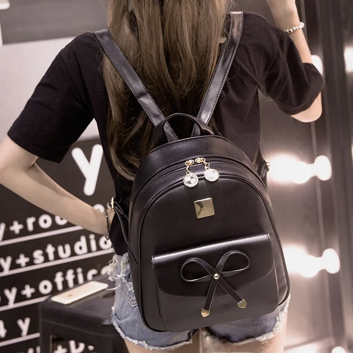 

Casual Faion Women's Bapa Travel PU Material Korean Sle Versatile Ladies Bag Soft Surface Zipper Closure Pure Color