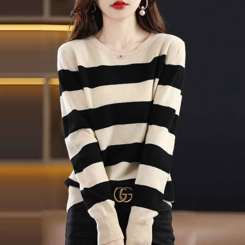 New Spring and Autumn Fashion Trend Round Neck Stripe Foreigner Loose Size Versatile Casual Women\'s Knitted Long Sleeve Sweater