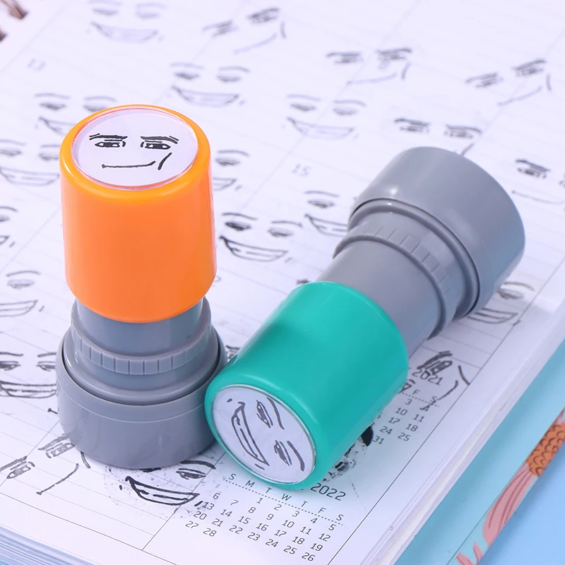 Tekens Grappige uitdrukkingen Lichtgevoelige zegel Perifere handboek Stempel Interessante Anime Action Series Kinderspeelgoed